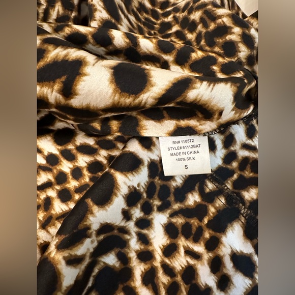 Twelfth Street by Cynthia Vincent 100% Silk leopard maxi dress - Picture 10 of 11